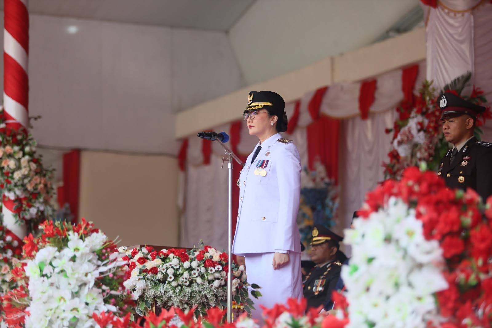 Bupati Poso Bertindak sebagai Inspektur Upacara Detik-Detik Proklamasi HUT ke-81 Kemerdekaan RI