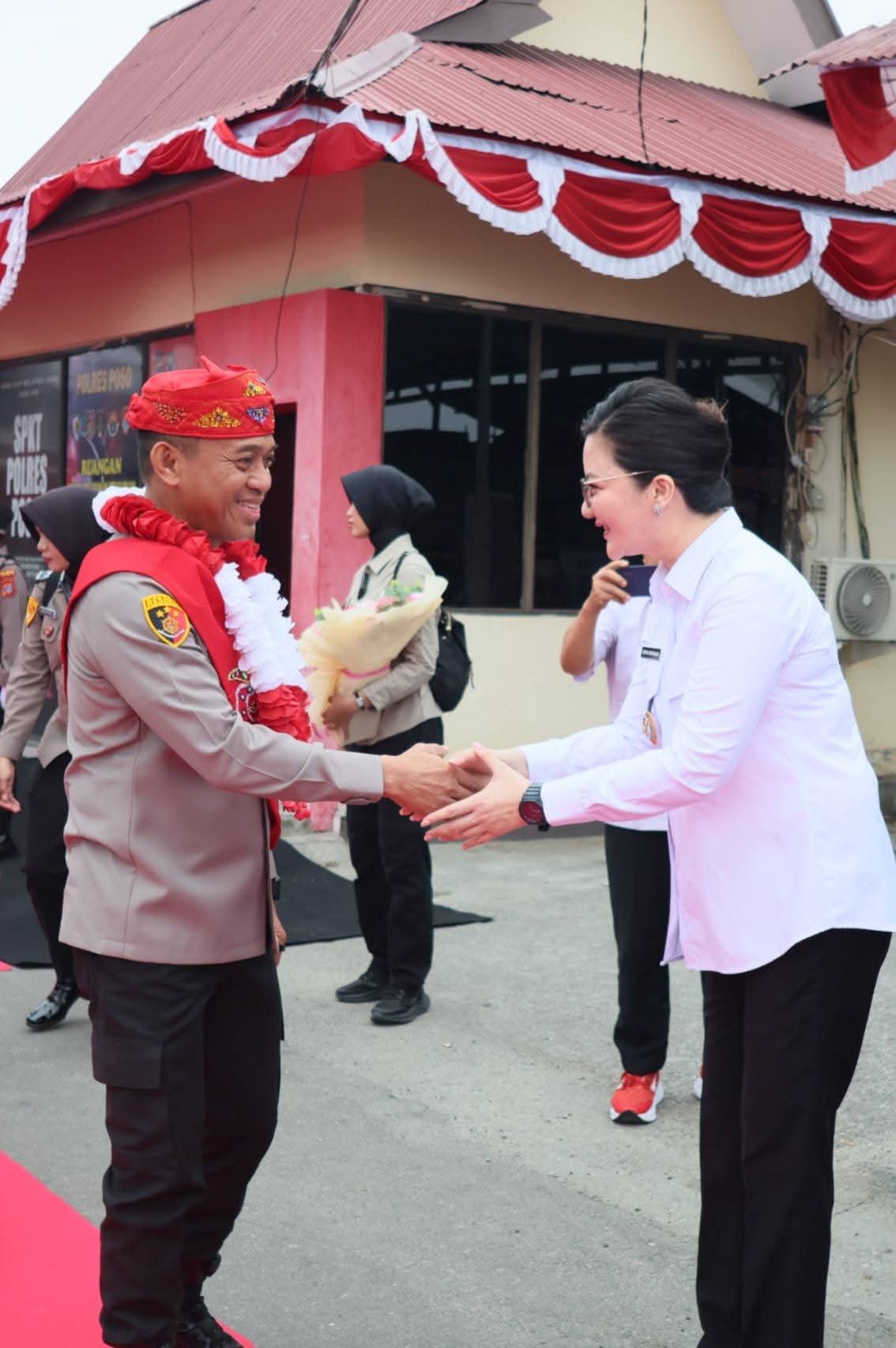 Kapolda Sulteng Kunjungi Poso, Perkuat Sinergi Keamanan dan Letakkan Batu Pertama Pembangunan Gedung Tahanan Polres